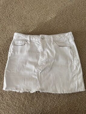 Celebrity Pink White Denim Mini Skirt with Raw Hem